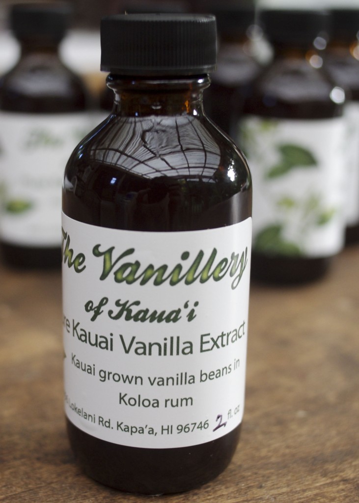 vanilla-extract-2oz-12-14-the-vanillery-of-kaua-i